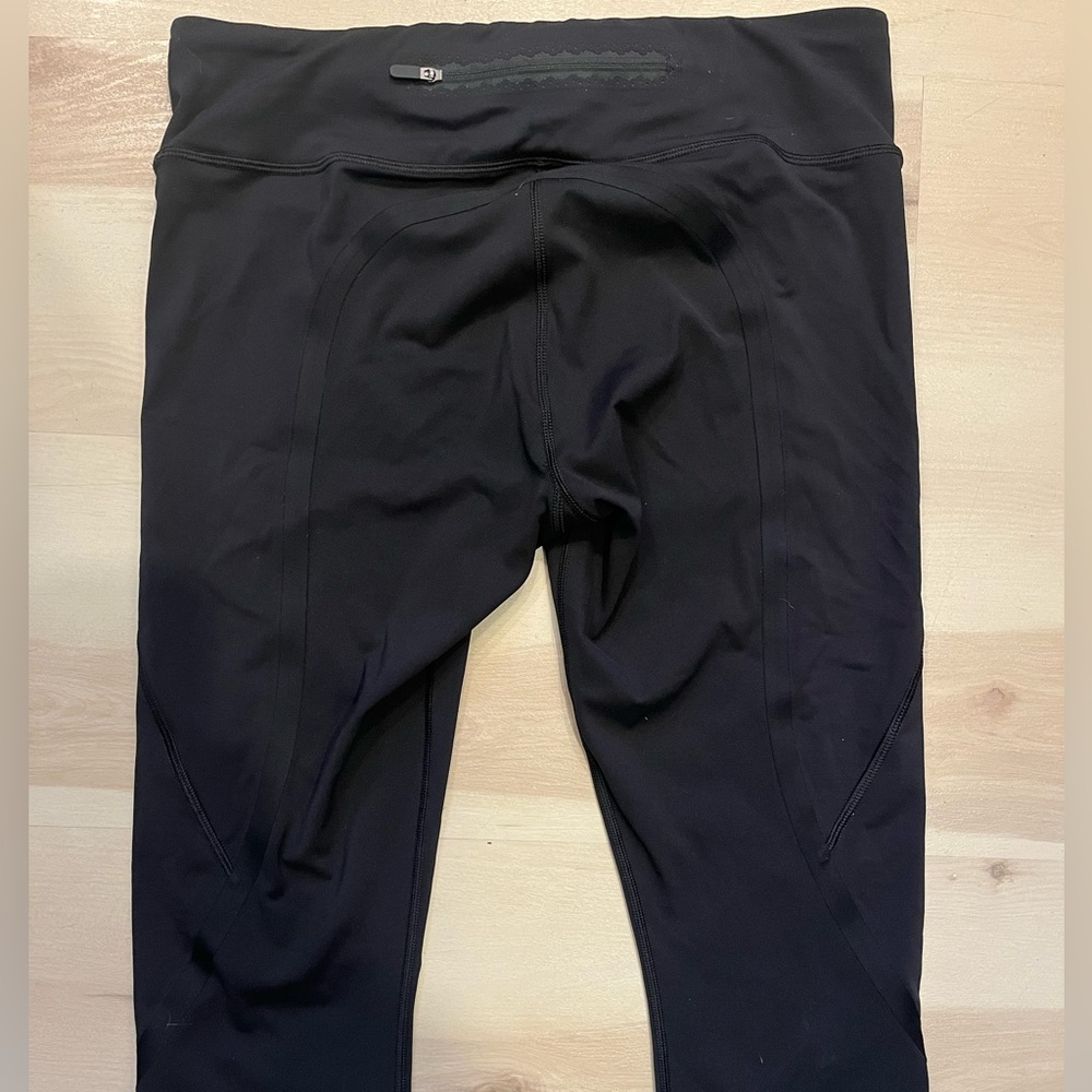 Lululemon Crops - Black